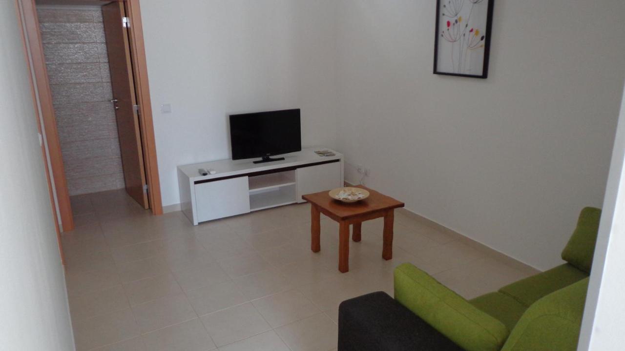 Nunes Apartments Mexilhoeira da Carregacao Exterior photo