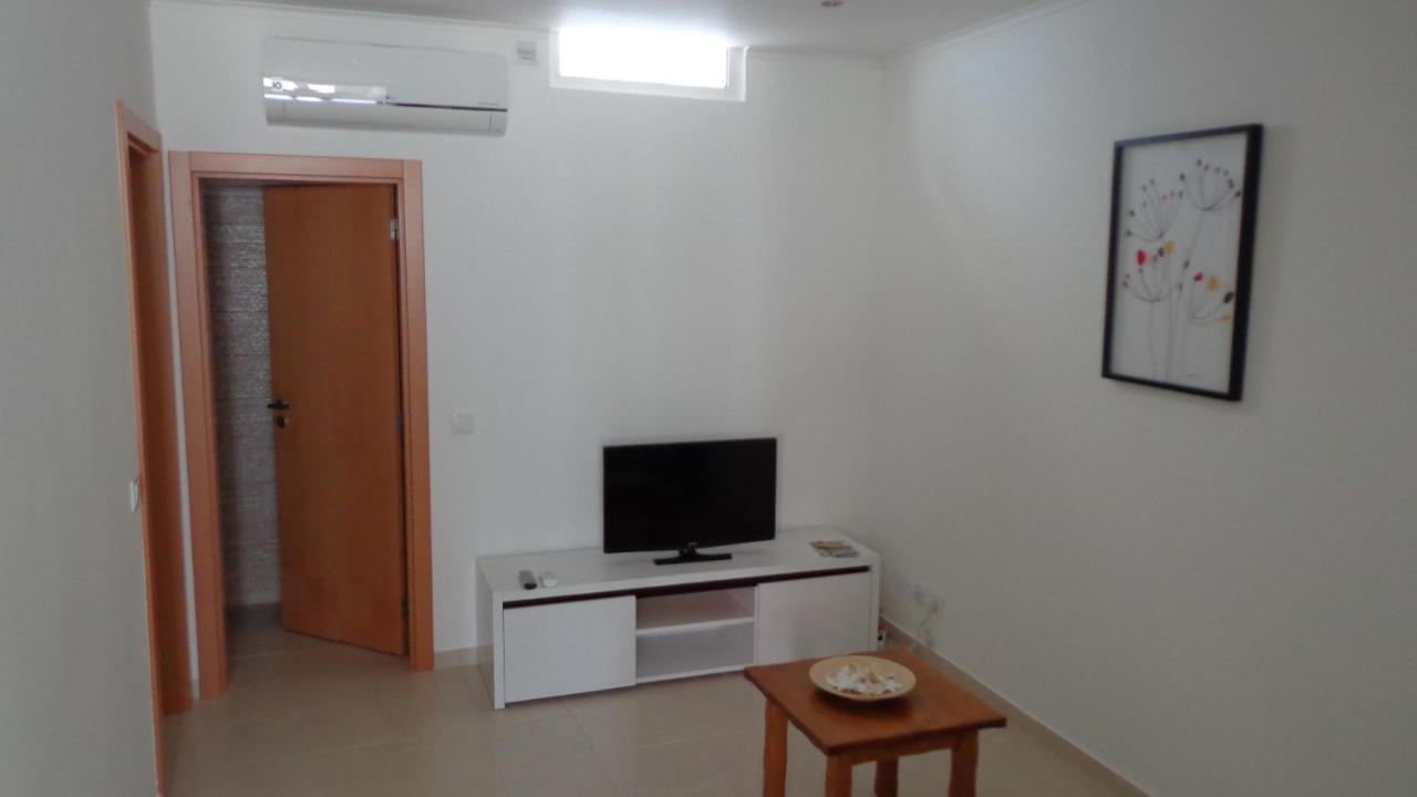 Nunes Apartments Mexilhoeira da Carregacao Exterior photo